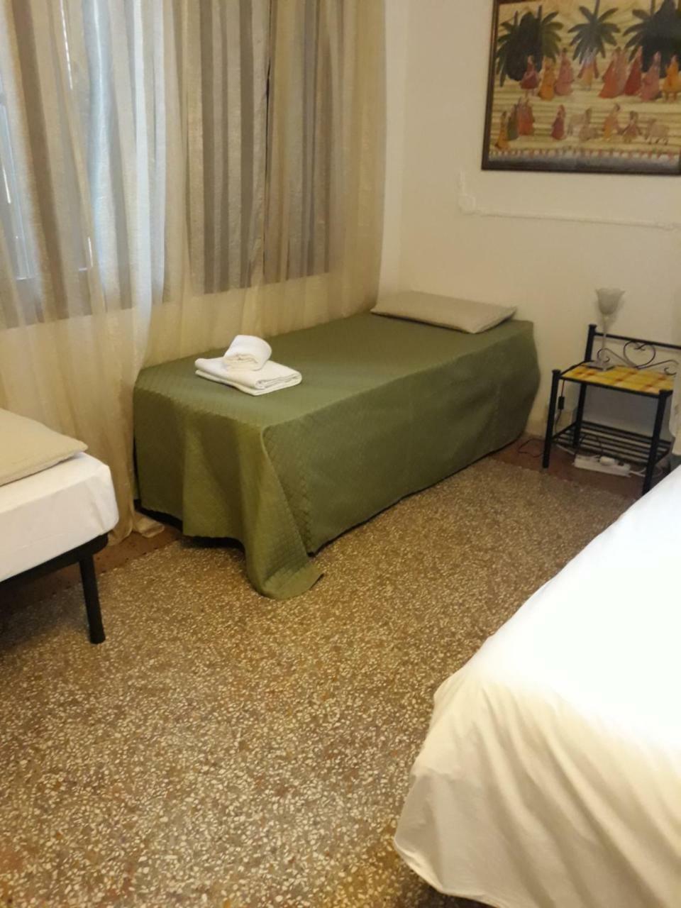 Residenza Ponte Degli Scalzi Венеция Екстериор снимка